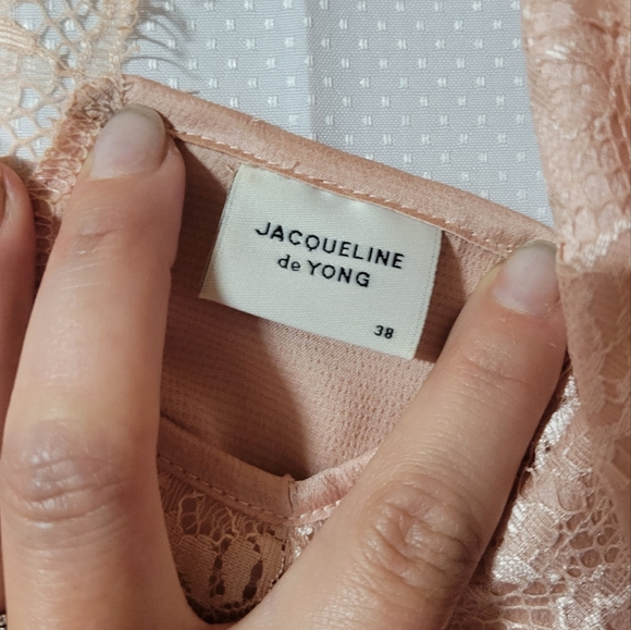 Cami with lace back - Picture 3 of 4